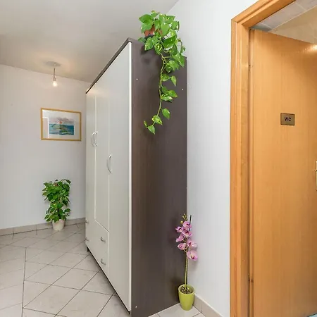 Miljenko Apartamento Makarska