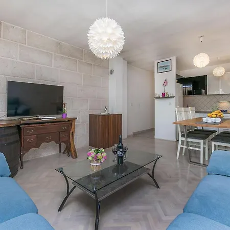 Miljenko Apartamento Makarska